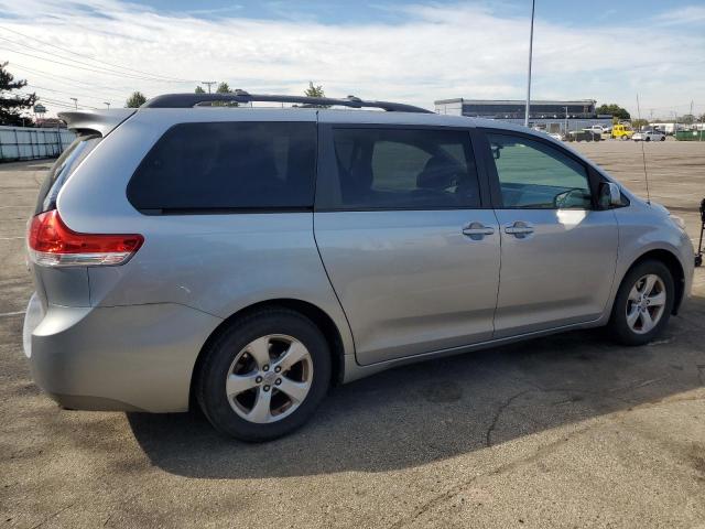 2011 TOYOTA SIENNA LE - 5TDKK3DC1BS137795