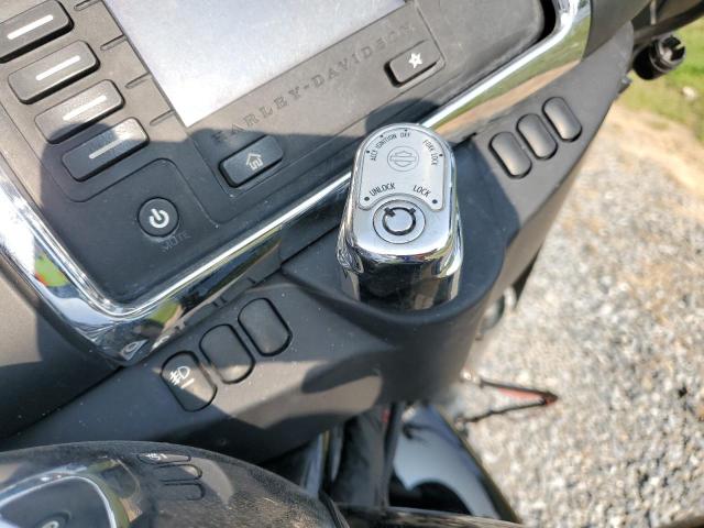 2014 HARLEY-DAVIDSON FLHTCU ULT - 1HD1FCM10EB698756