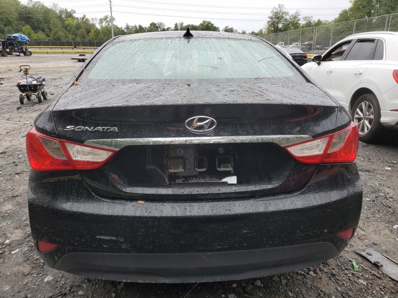 Lot #3020623971 2014 HYUNDAI SONATA GLS