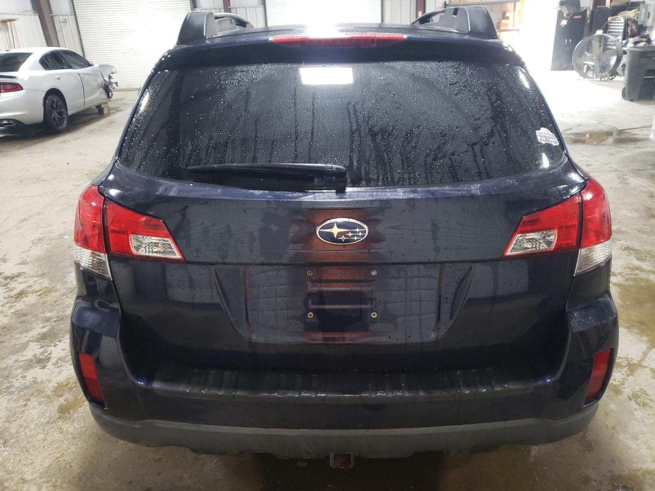 Lot #3033360828 2013 SUBARU OUTBACK 2.