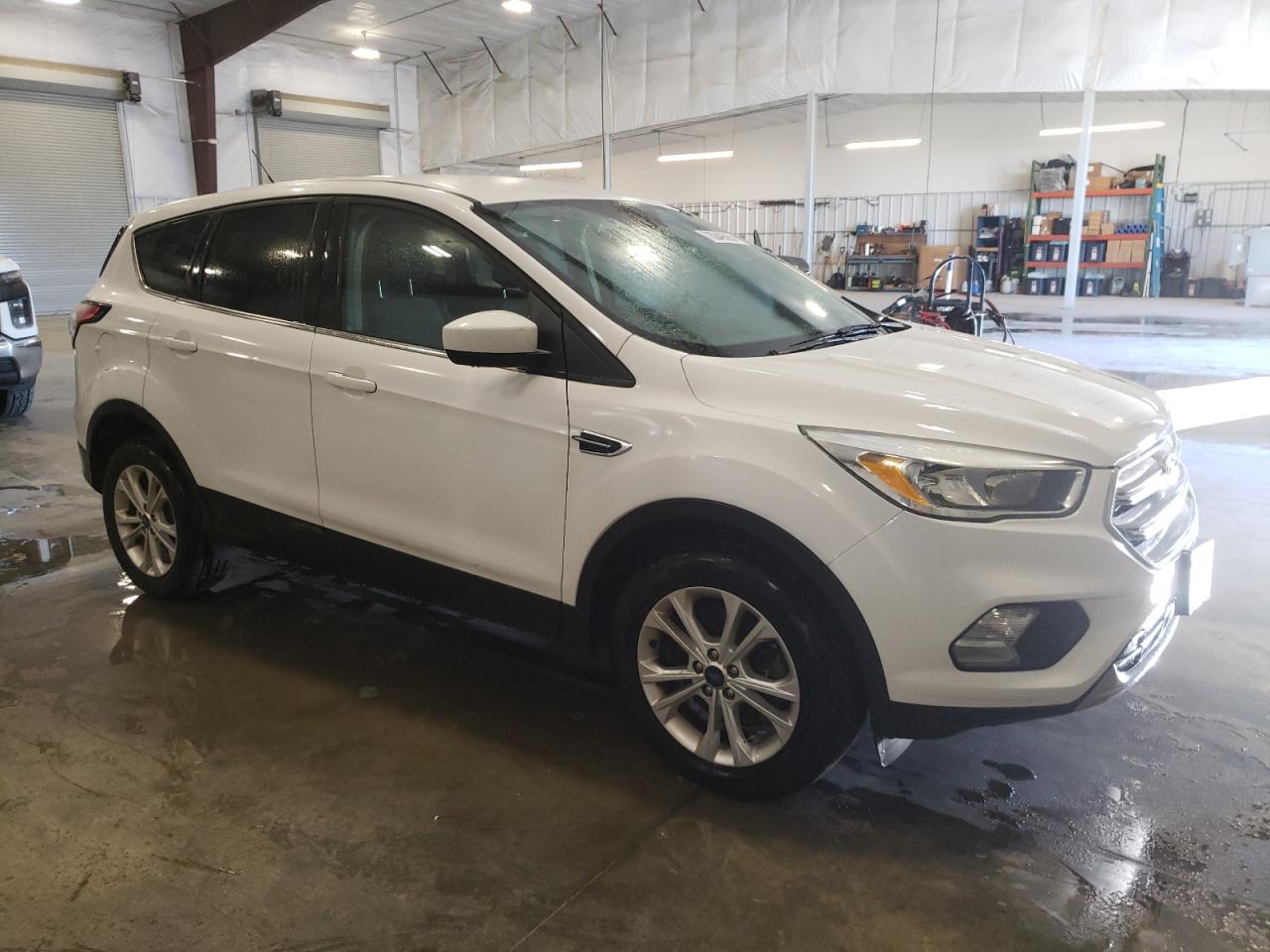 Lot #3045596639 2017 FORD ESCAPE SE