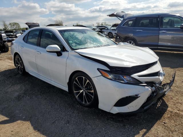 VIN 4T1B11HK7JU640102 2018 Toyota Camry, L no.4