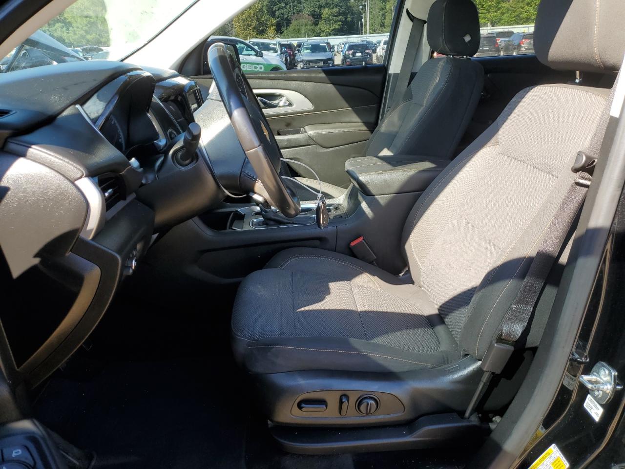 CHEVROLET TRAVERSE LT