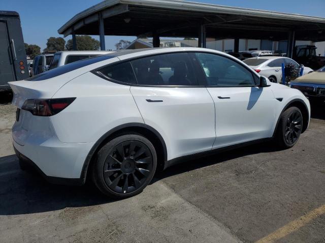 VIN 5YJYGDEE1MF160910 2021 Tesla MODEL Y no.3