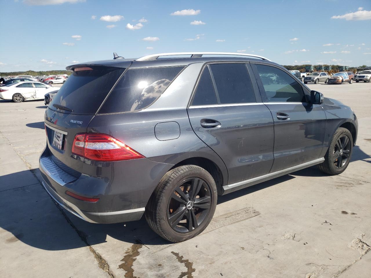 Lot #2888502112 2014 MERCEDES-BENZ ML 350 BLU