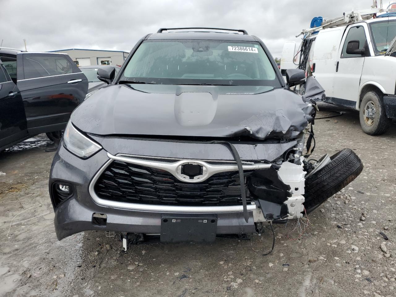 Lot #2947641745 2024 TOYOTA HIGHLANDER