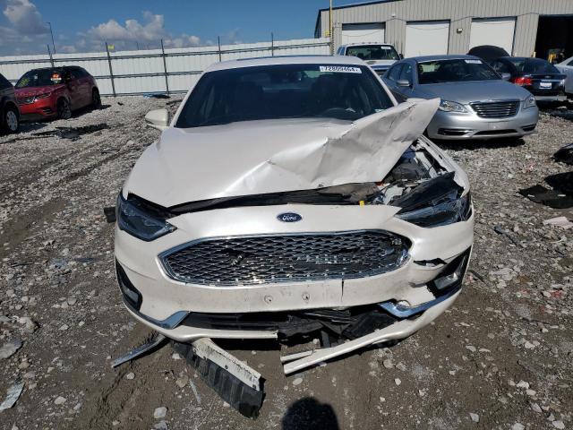 2019 FORD FUSION TIT - 3FA6P0RU2KR273218