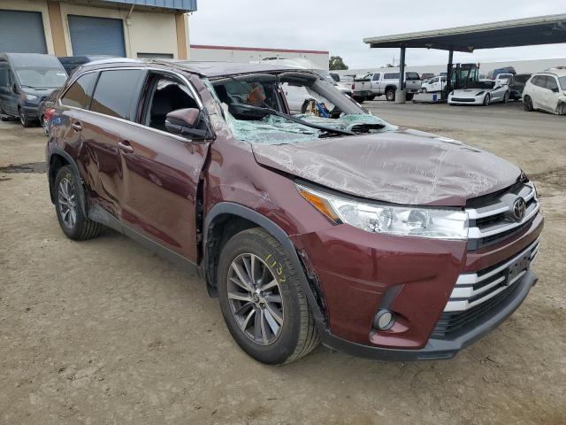 VIN 5TDJZRFH4KS729808 2019 Toyota Highlander, SE no.4