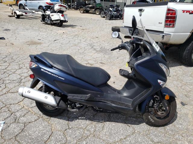 2022 SUZUKI UH200 - MLCCH41A8N1600824