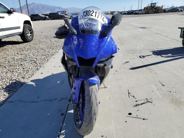 YAMAHA YZFR1 2024 blue  gas JYARN66E6RA004605 photo #3