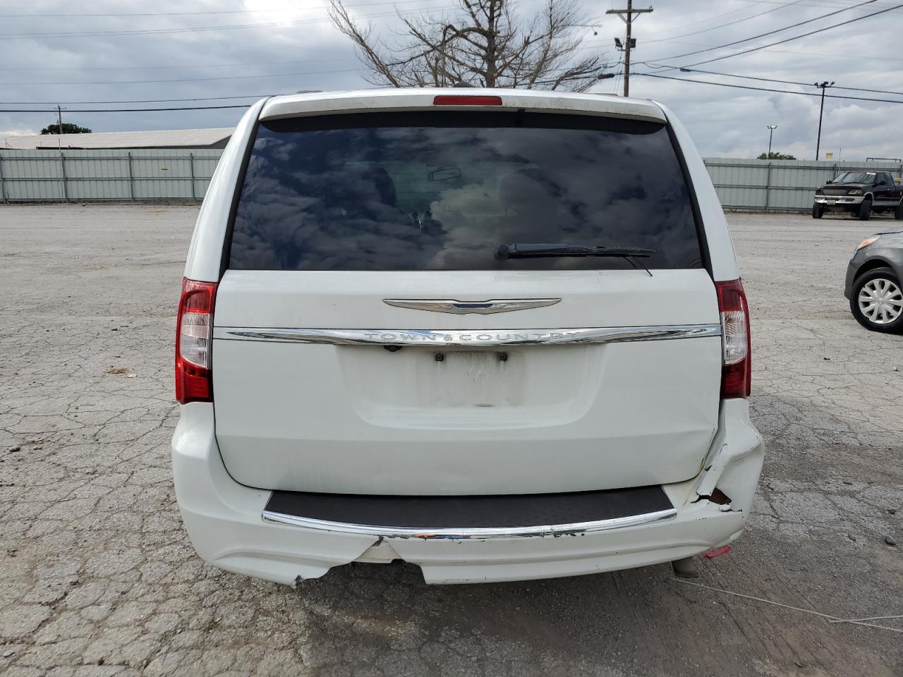 Lot #2907018159 2014 CHRYSLER TOWN & COU