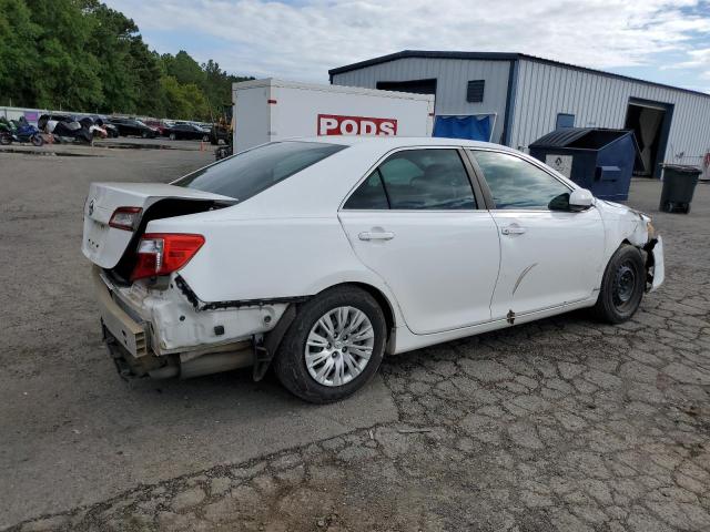 VIN 4T1BF1FK1EU867084 2014 Toyota Camry, L no.3