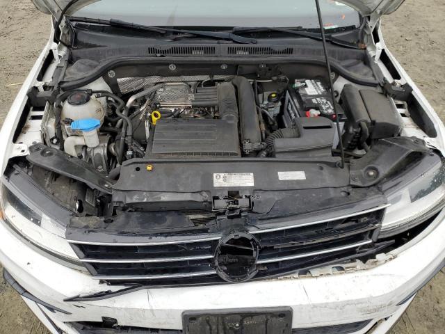 2018 VOLKSWAGEN JETTA SE - 3VWDB7AJ9JM221359