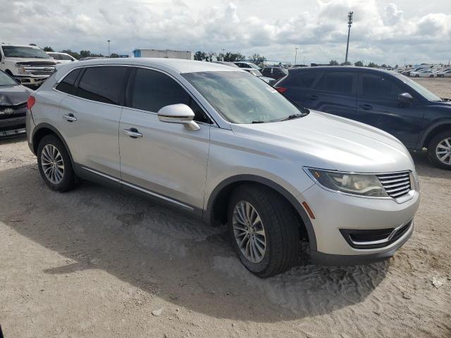 VIN 2LMPJ6KR2HBL29545 2017 Lincoln MKX, Select no.4