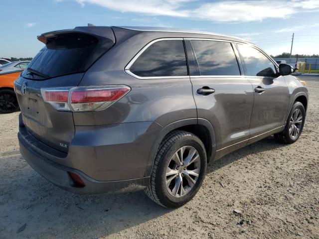 VIN 5TDKKRFH2FS042132 2015 Toyota Highlander, Xle no.3