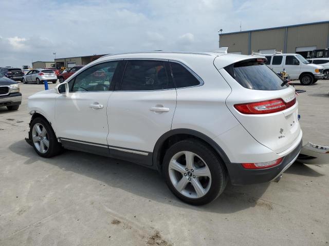 VIN 5LMCJ1A90FUJ02955 2015 Lincoln MKC no.2