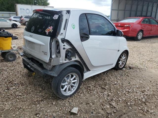 VIN WMEEJ9AA0FK837862 2015 Smart Fortwo no.3