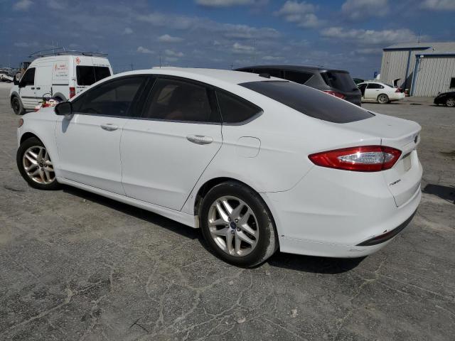 VIN 1FA6P0H77E5394247 2014 Ford Fusion, SE no.2