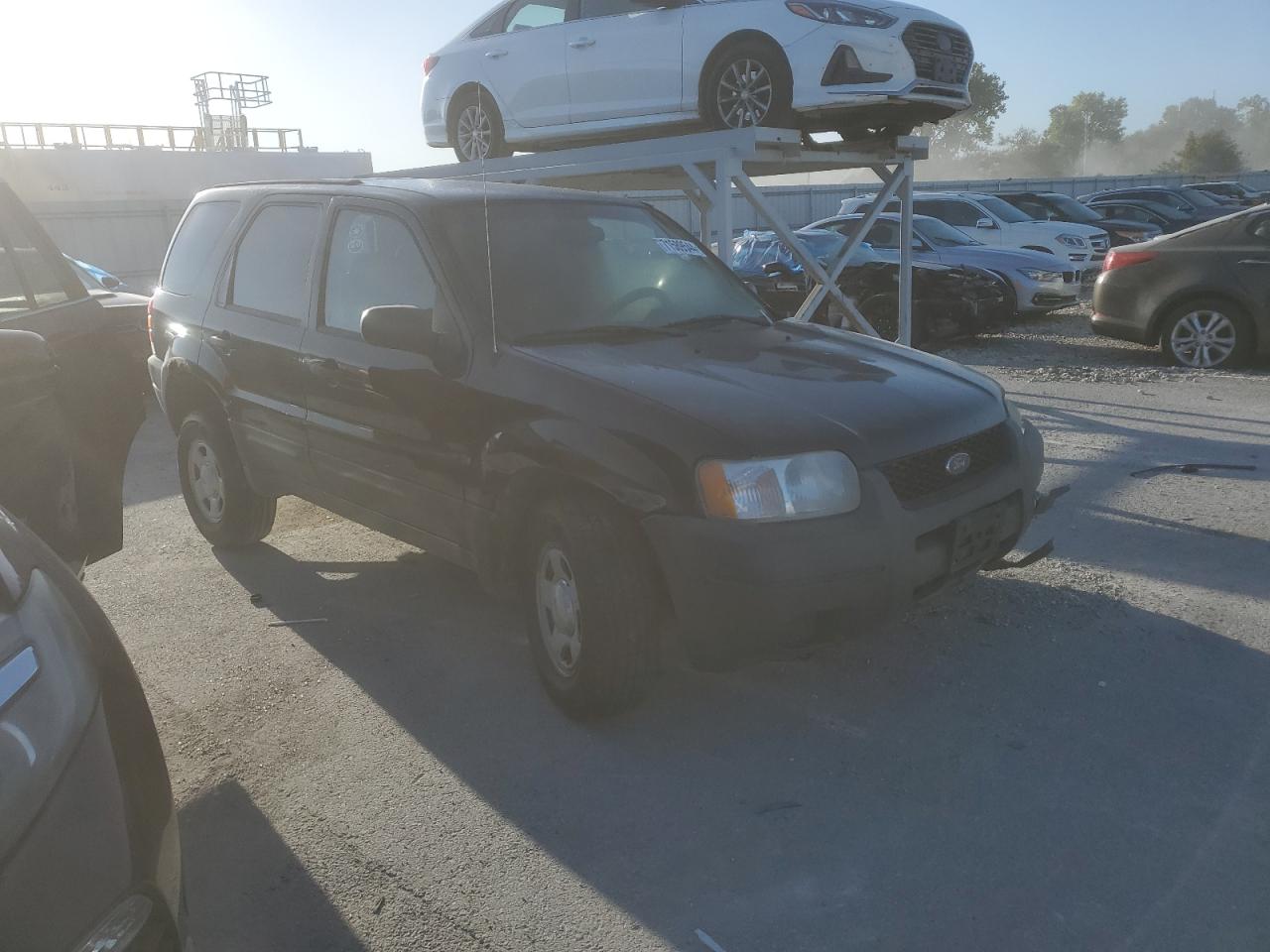 Lot #2872165755 2004 FORD ESCAPE XLS