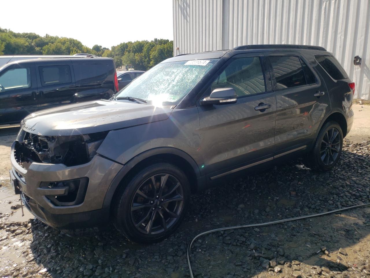 FORD EXPLORER 2017
