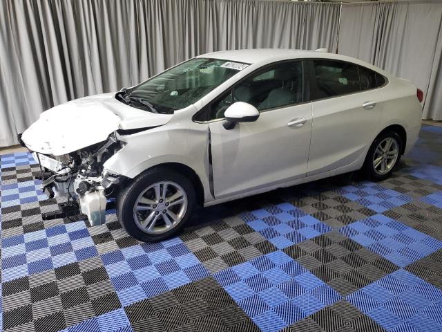 VIN 1G1BE5SMXJ7222926 2018 Chevrolet Cruze, LT no.1