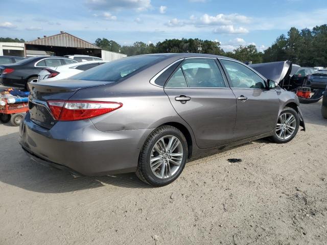 VIN 4T1BF1FK1FU476437 2015 Toyota Camry, LE no.3