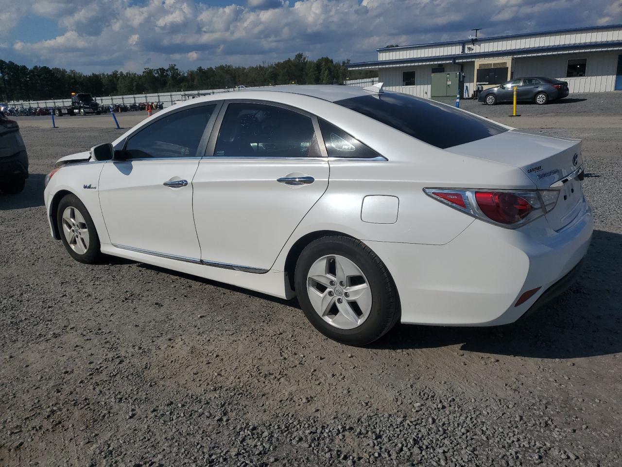 HYUNDAI SONATA HYB 2012 white sedan 4d hybrid engine KMHEC4A46CA054533 photo #3