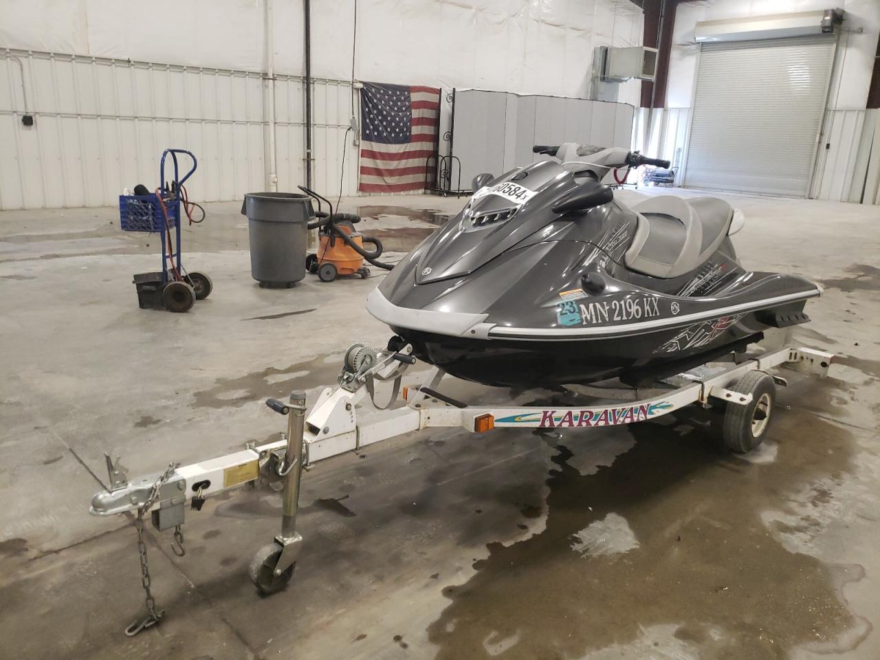 YAMAHA WAVERUNNER 2012 gray   YAMA3953J112 photo #3