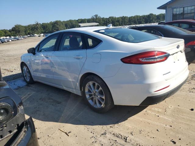 VIN 3FA6P0HD5KR250579 2019 Ford Fusion, SE no.2