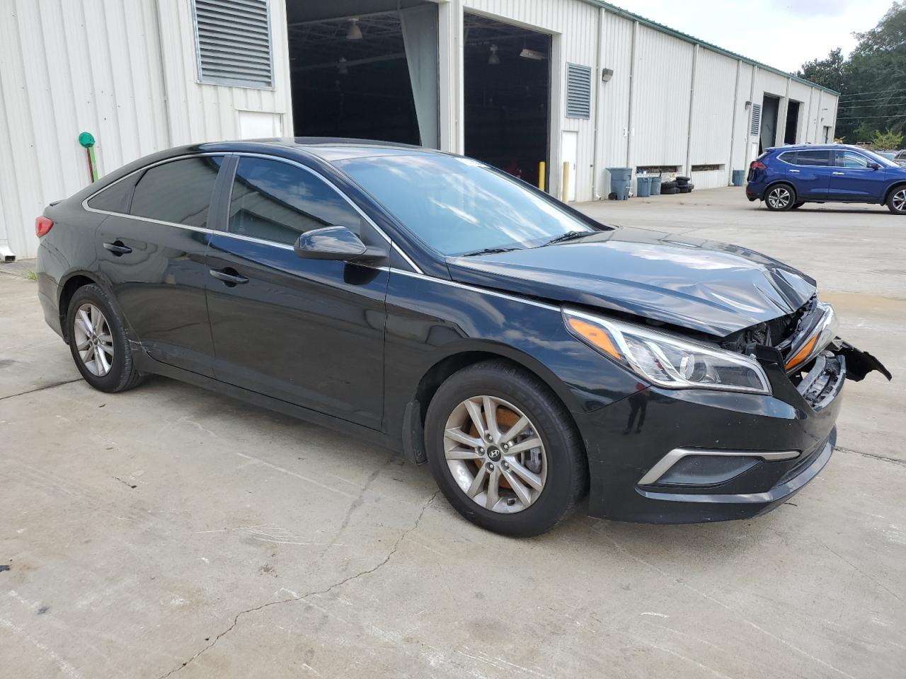 Lot #2907155623 2016 HYUNDAI SONATA SE