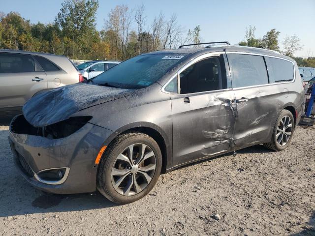 VIN 2C4RC1GG9HR804581 2017 Chrysler Pacifica, Limited no.1