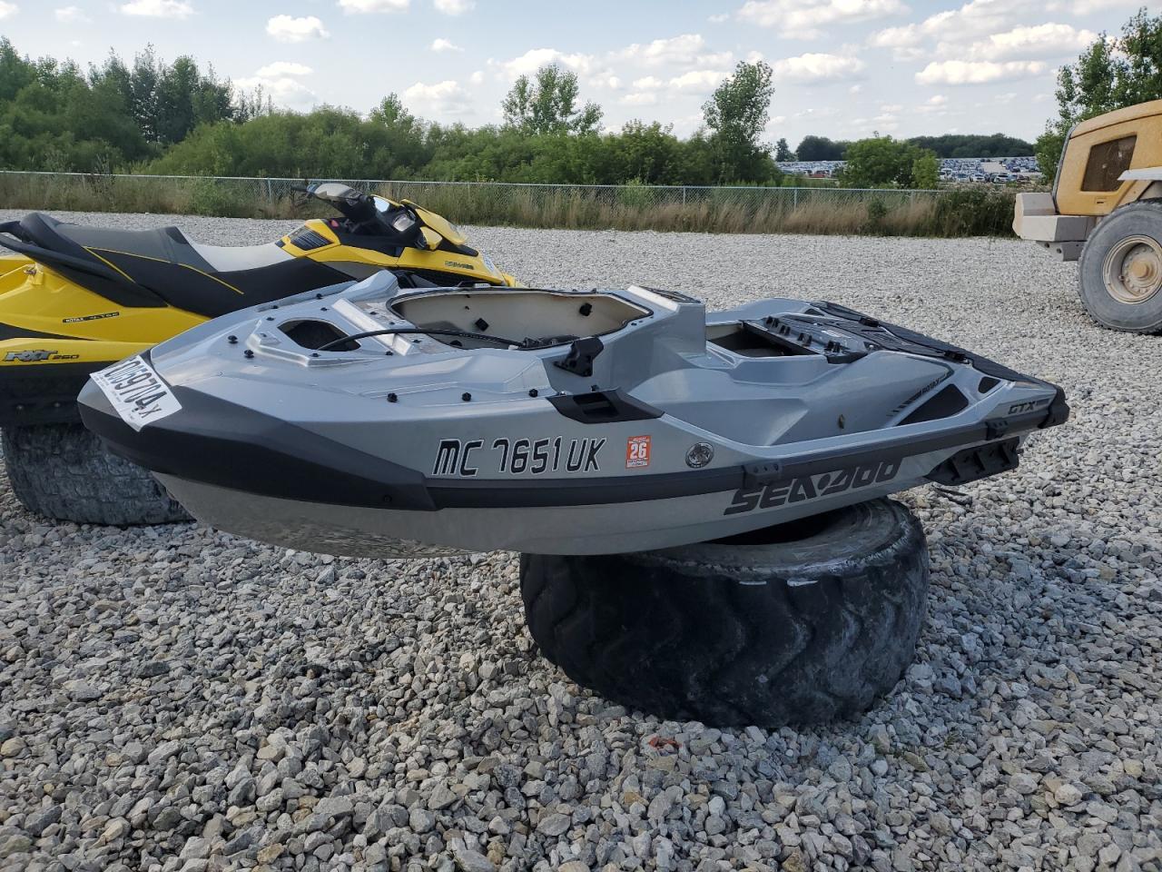 SEAD SEADOO 63E 2020 gray   YDV26638K920 photo #3