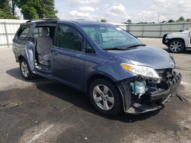 VIN 5TDKZ3DC2HS767698 2017 Toyota Sienna, LE no.4