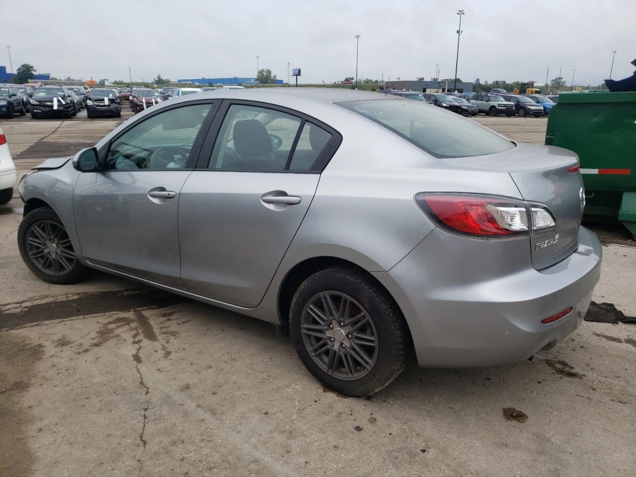 Lot #2823670819 2013 MAZDA 3 I