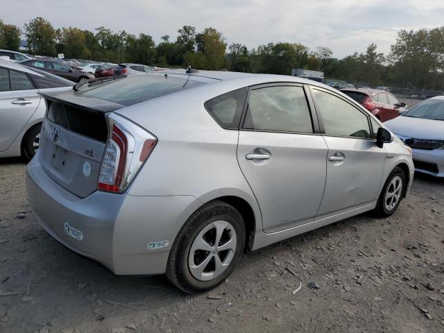 VIN JTDKN3DU1F0394609 2015 Toyota Prius no.3