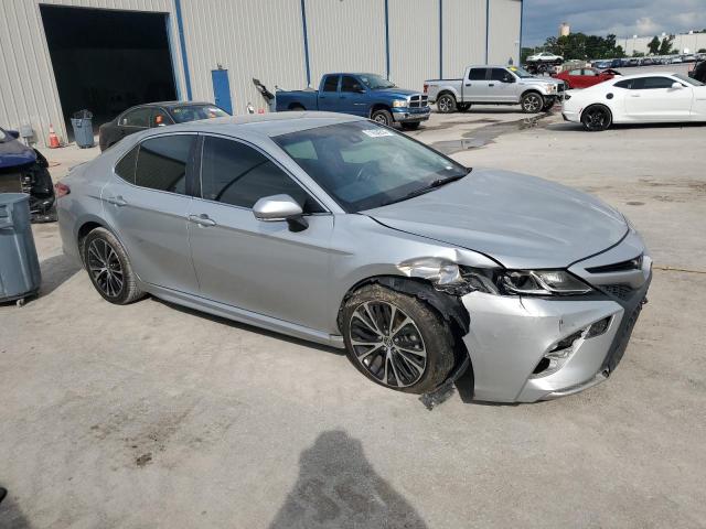 VIN JTNB11HK8J3051811 2018 Toyota Camry, L no.4