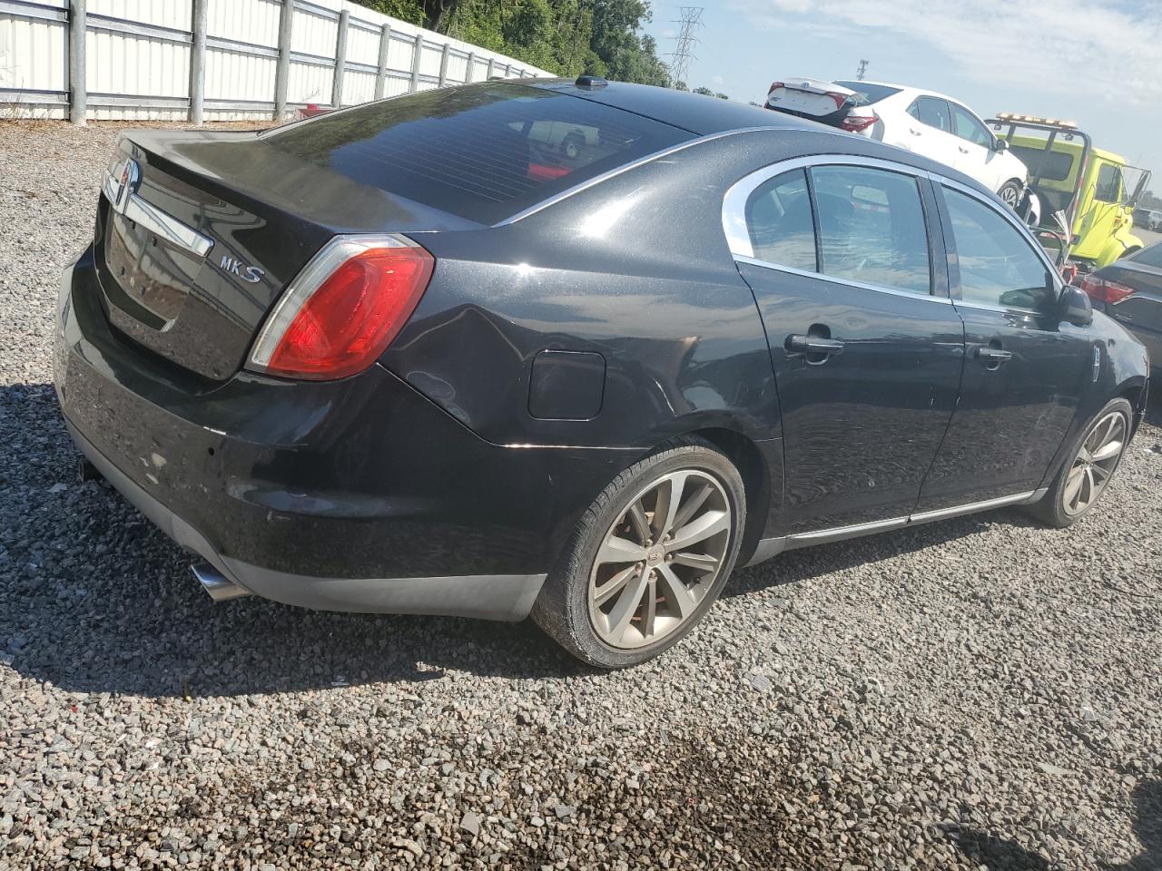 Lot #2842515946 2011 LINCOLN MKS