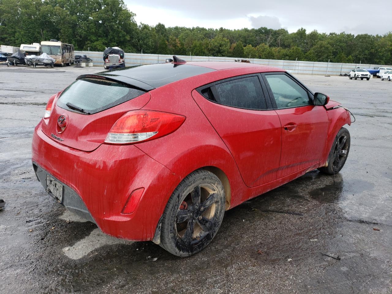 Lot #2947576800 2013 HYUNDAI VELOSTER