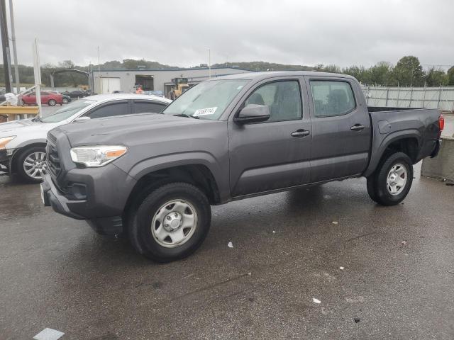 VIN 5TFAX5GN7JX111099 2018 Toyota Tacoma, Double Cab no.1