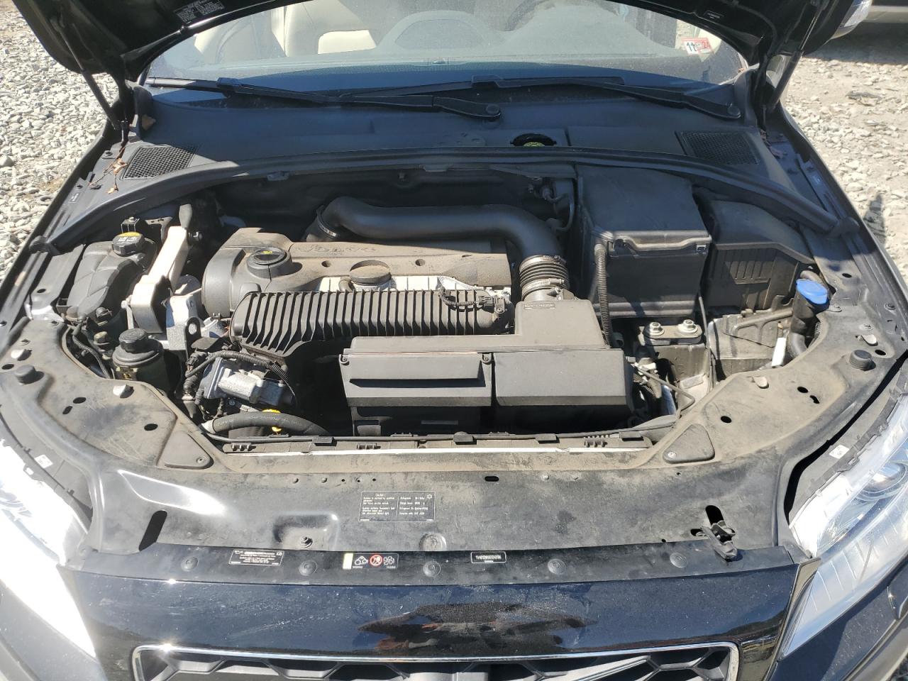 VOLVO XC70 T5 PLATINUM