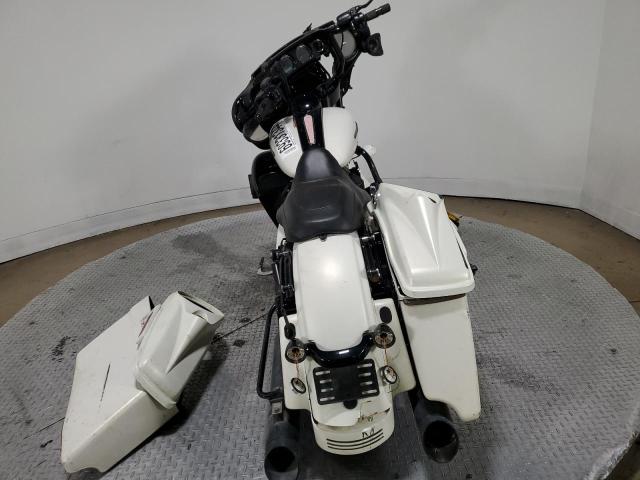 2018 HARLEY-DAVIDSON FLHXS STRE - 1HD1KRC19JB682176