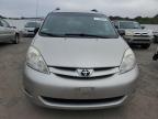 TOYOTA SIENNA LE photo