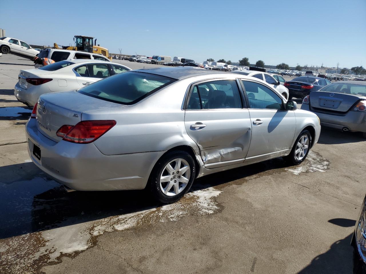 Lot #2869739078 2006 TOYOTA AVALON XL