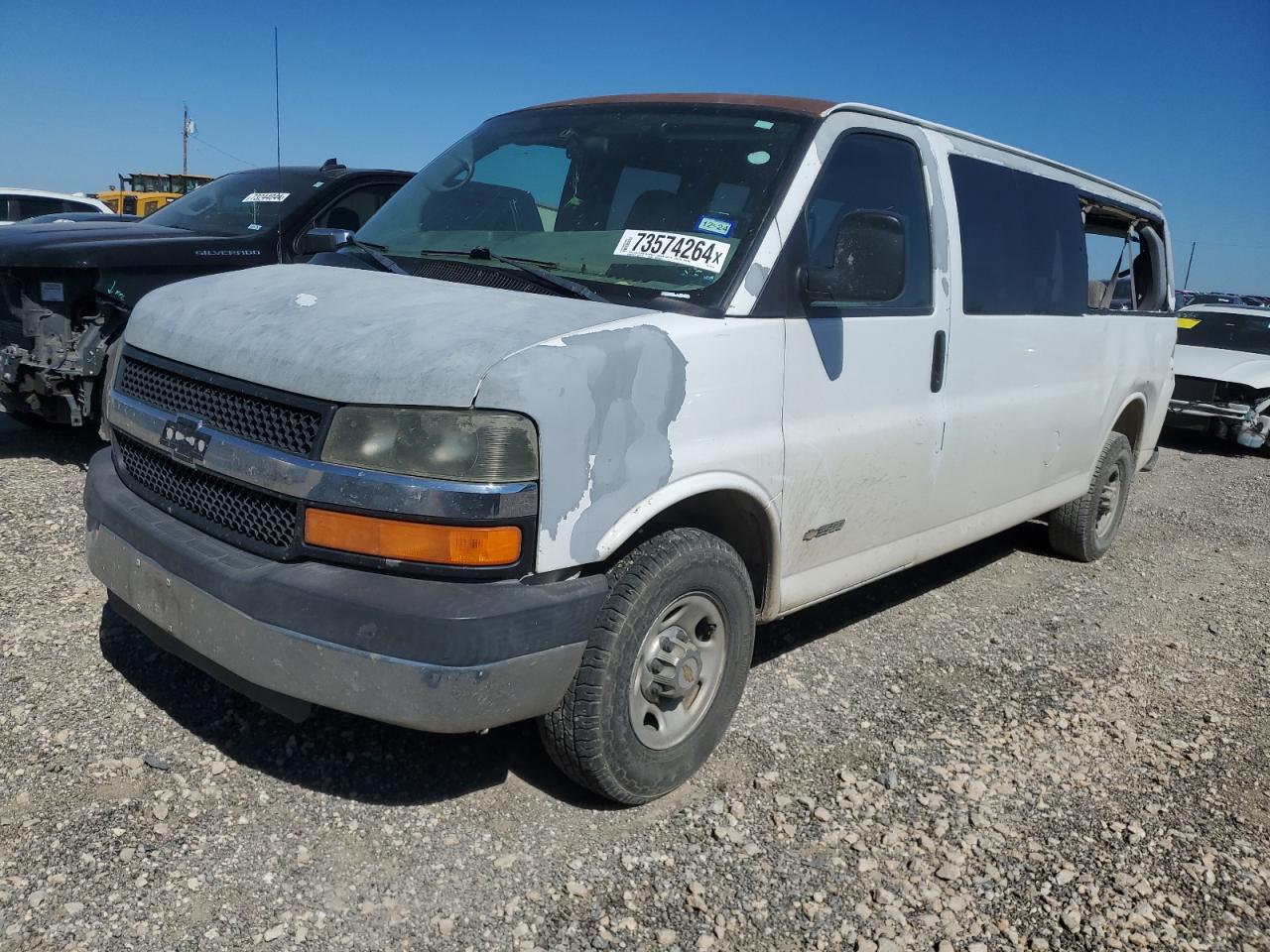 Chevrolet Express 2005 3500 (1 ton)