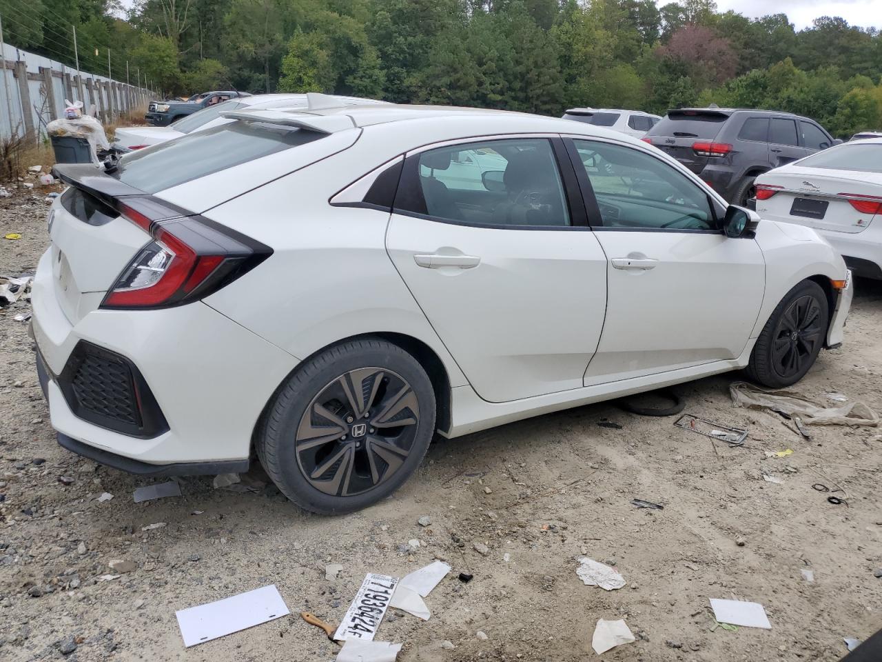 Lot #2923947968 2017 HONDA CIVIC EX