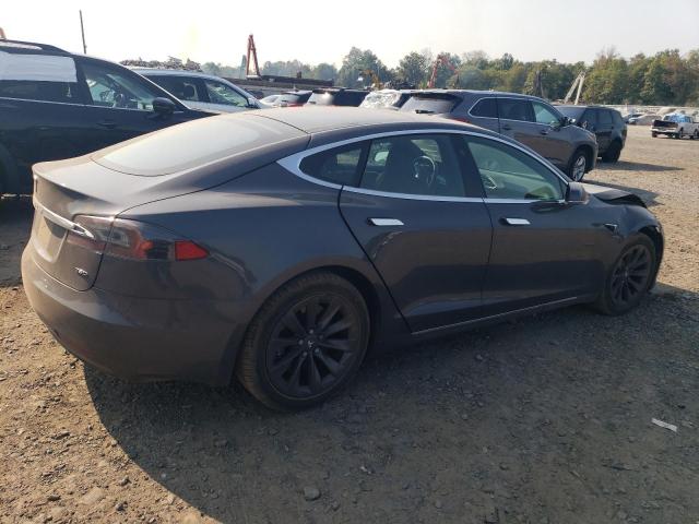 VIN 5YJSA1E23JF252561 2018 Tesla MODEL S no.3