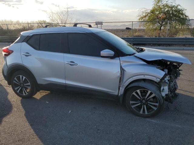 VIN 3N1CP5CU3JL520124 2018 NISSAN KICKS no.4