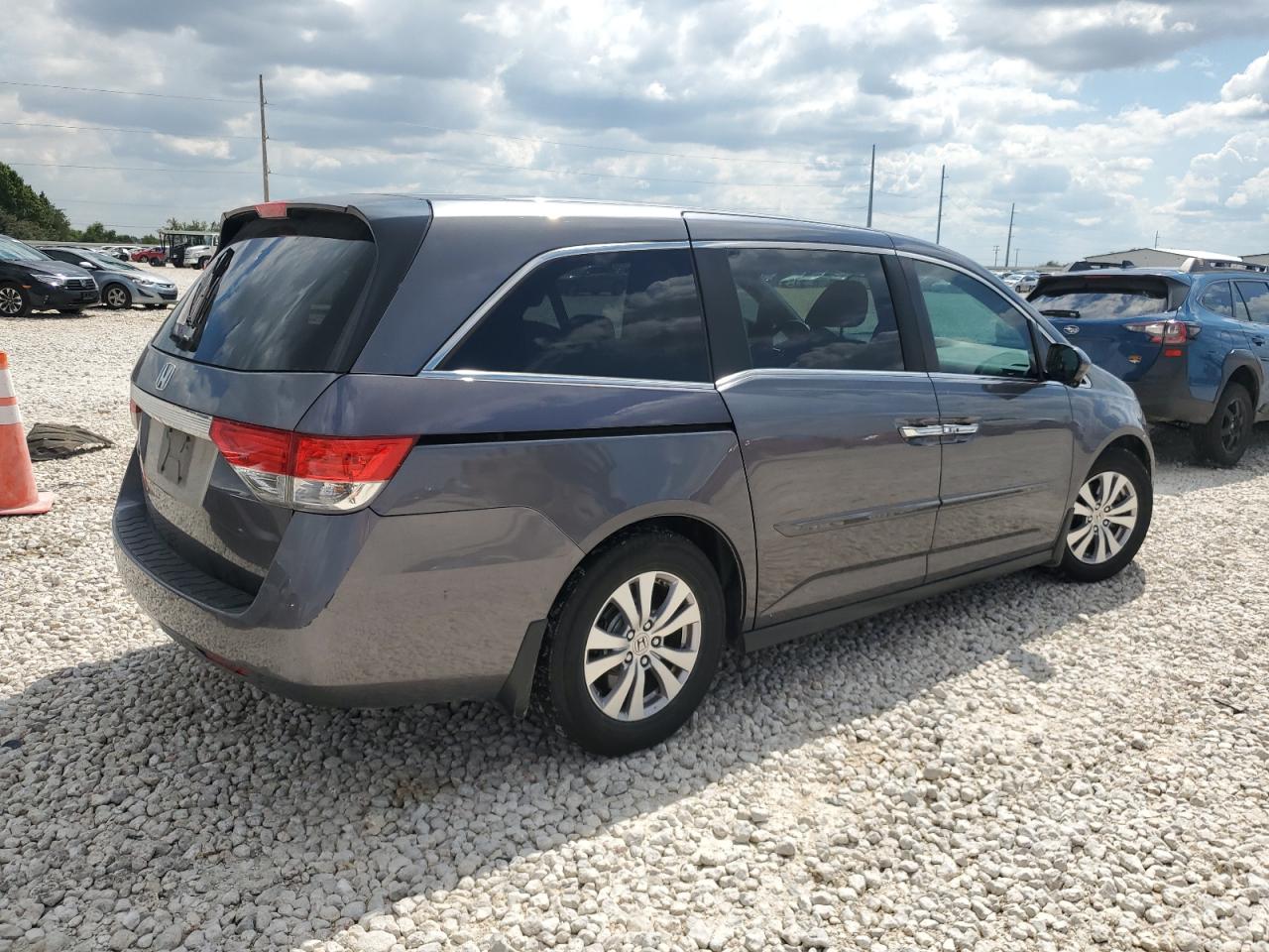 Lot #2881980224 2015 HONDA ODYSSEY EX