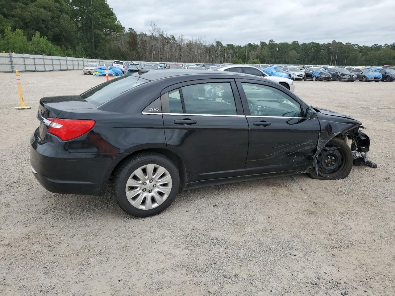 CHRYSLER 200 LX 2012 black sedan 4d gas 1C3CCBAB1CN318902 photo #4