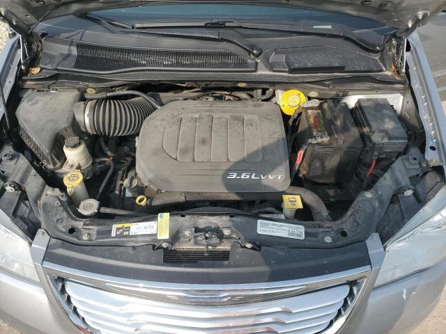 2015 CHRYSLER TOWN & COU 2C4RC1BG1FR645009